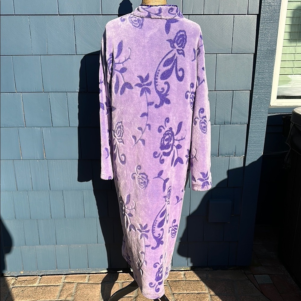 Just Love Purple Floral Robe 1X purple zip front - Picture 7 of 11
